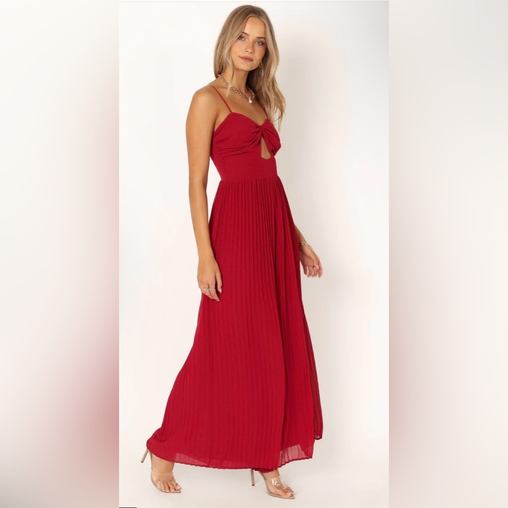 Petal & Pup Red Pleated Jumpsuit - Picture 2 of 12